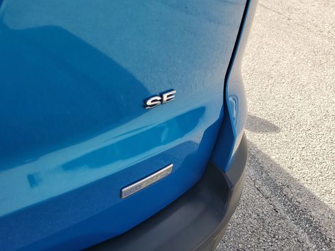 Certified 2020 Ford EcoSport SE image 9