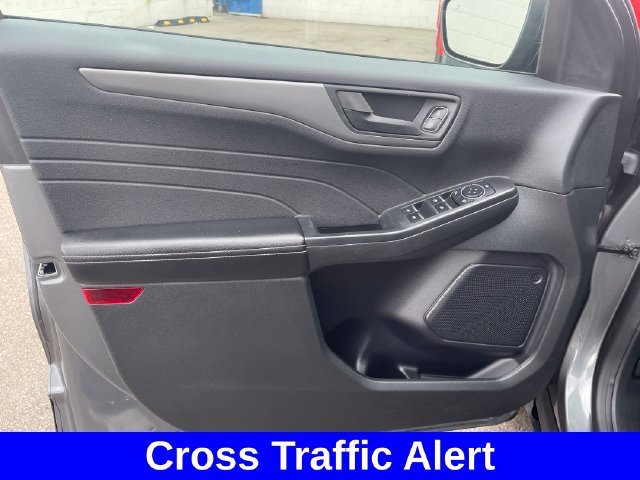 Used 2023 Ford Escape Active AWD/4WD image 10