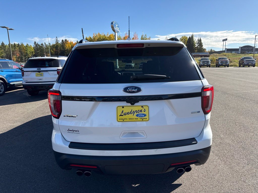 Used 2019 Ford Explorer Sport w/ Equipment Group 401A AWD/4WD image 2