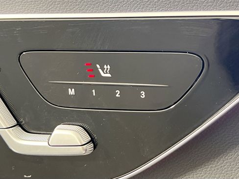 Used 2024 Mercedes-Benz E 350 4MATIC Sedan image 21