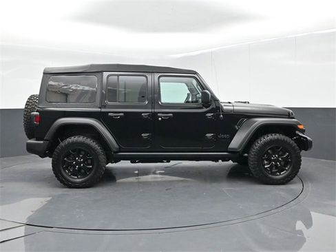 Used 2022 Jeep Wrangler Unlimited Sport image 9