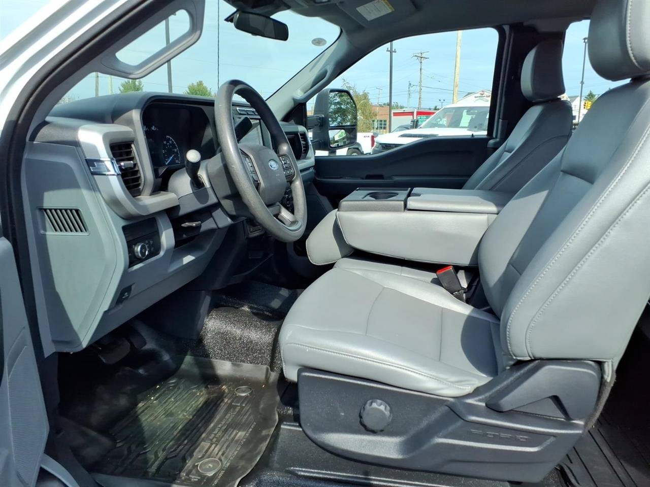 Used 2023 Ford F250 XL w/ XL Chrome Package AWD/4WD image 17
