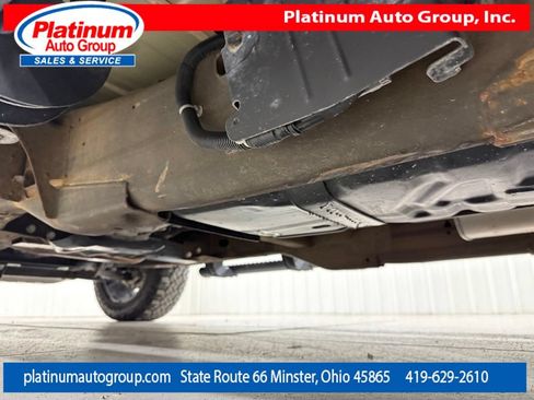 Used 2021 Chevrolet Suburban Z71 w/ Z71 Signature Package AWD/4WD image 9