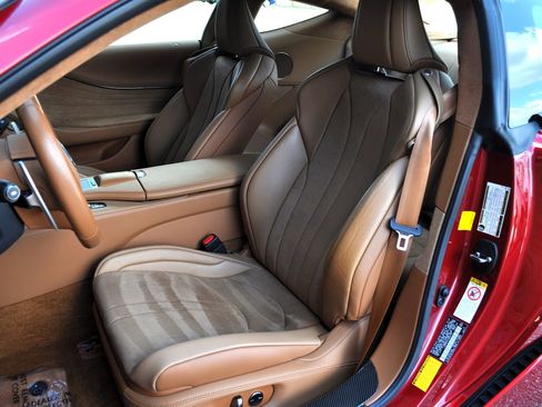 Used 2018 Lexus LC 500 Coupe w/ Performance Package image 35