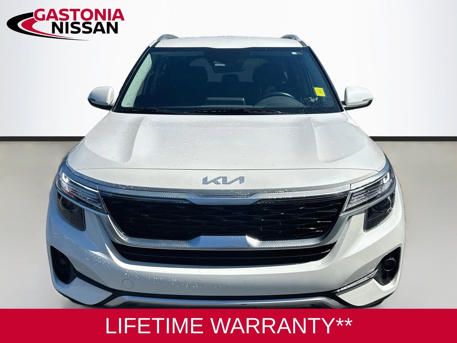 Used 2023 Kia Seltos S FWD image 2