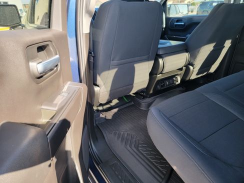 Used 2020 Chevrolet Silverado 1500 LT w/ Texas Edition image 13