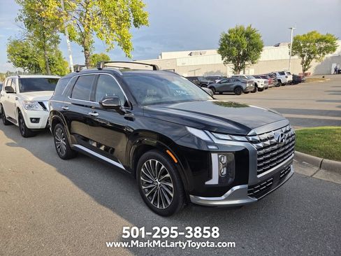 Used 2023 Hyundai Palisade Calligraphy AWD/4WD image 2