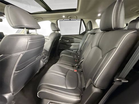 Used 2024 Honda Pilot Elite image 31