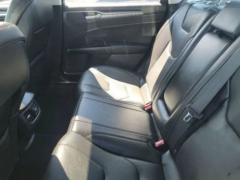 Used 2015 Ford Fusion Titanium image 4