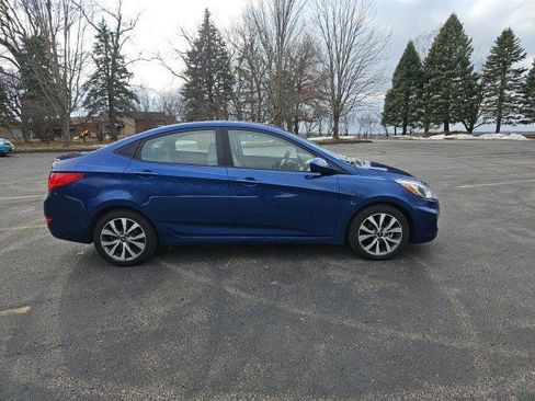 Used 2017 Hyundai Accent Value Edition image 7