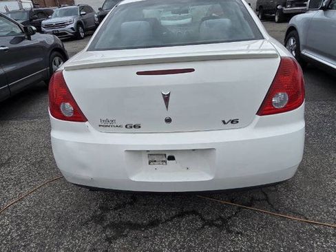 Used 2007 Pontiac G6 Base 4dr Sedan w/ Sport Package image 5