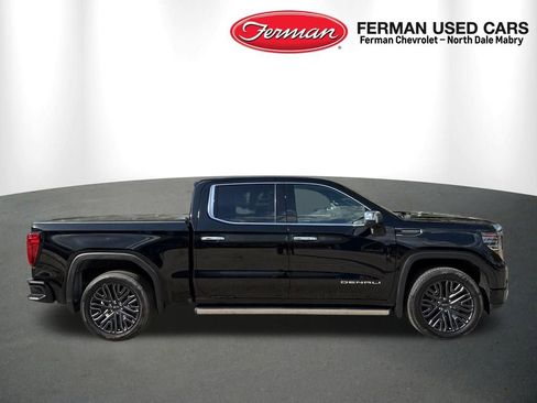 Used 2022 GMC Sierra 1500 Denali Ultimate AWD/4WD image 2
