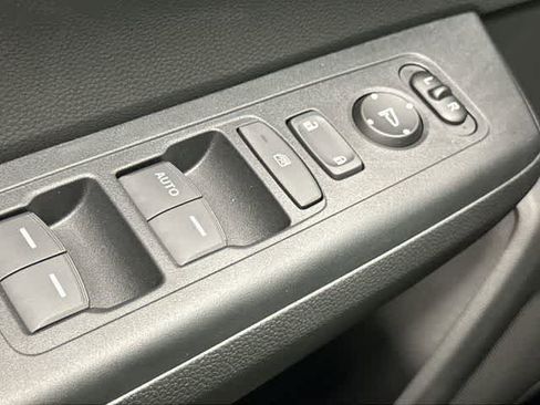 Used 2026 Honda CR-V LX image 18