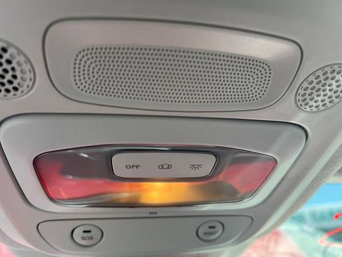 New 2024 FIAT 500 e (RED) image 4