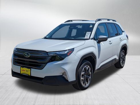 Used 2026 Subaru Forester Premium AWD/4WD image 3