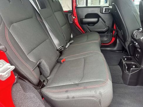 Used 2021 Jeep Wrangler Unlimited Rubicon image 9
