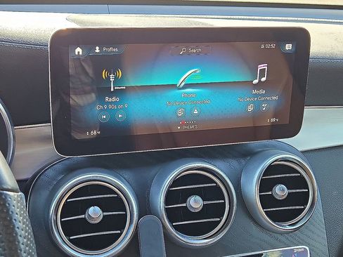 Used 2022 Mercedes-Benz GLC 300 GLC 300 image 27