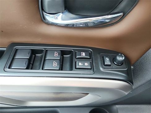 Used 2023 Nissan Titan Platinum Reserve w/ Moonroof Package image 34