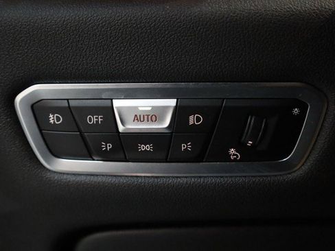 Used 2020 BMW X5 sDrive40i w/ Premium Package image 17