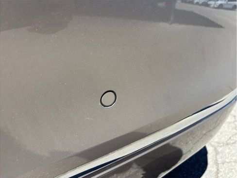 Used 2016 BMW 750i RWD image 16