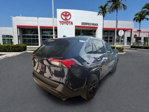 Used 2023 Toyota RAV4 XLE w/ Convenience Package FWD image 11