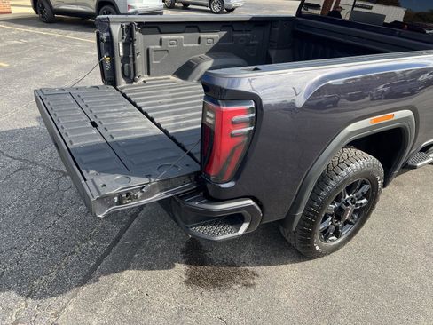 Used 2024 GMC Sierra 2500 AT4 w/ AT4 Preferred Package image 49