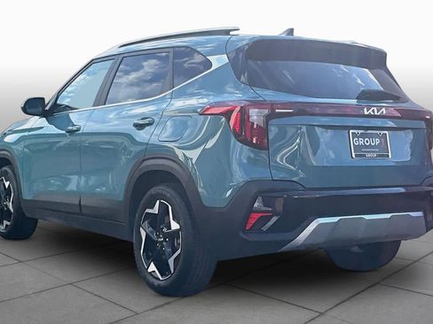Used 2024 Kia Seltos EX AWD/4WD image 12