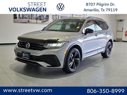 Certified 2023 Volkswagen Tiguan SE R-Line FWD image 1