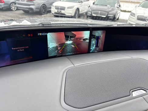 New 2025 Lincoln Navigator L Black Label image 19