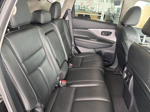 Used 2024 Nissan Murano SV image 32