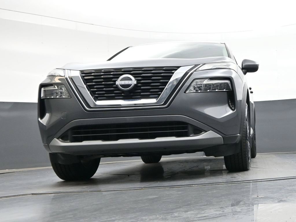Certified 2023 Nissan Rogue SV FWD image 41