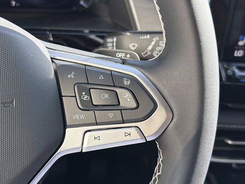 New 2026 Volkswagen Atlas Cross Sport SE FWD image 19