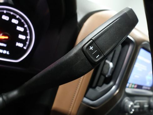 Used 2022 Chevrolet Silverado 3500 High Country w/ Safety Package II image 40