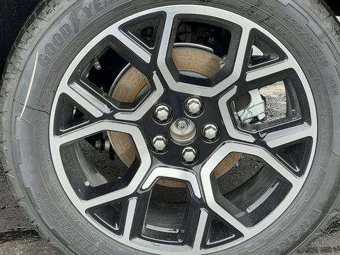 New 2026 Ford Maverick Lariat AWD/4WD image 8