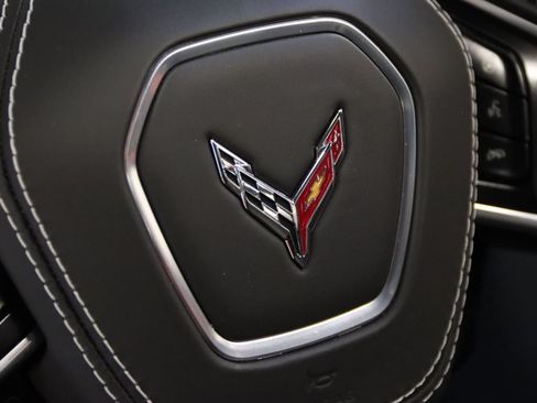 Used 2025 Chevrolet Corvette Z06 RWD image 18