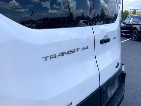 Used 2023 Ford Transit 350 XLT RWD image 4