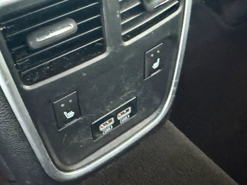 Used 2015 Dodge Charger SXT w/ AWD Premium Group image 13