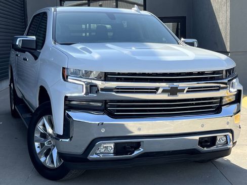 Used 2021 Chevrolet Silverado 1500 LTZ w/ LTZ Convenience Package II AWD/4WD image 5