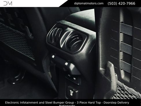 Used 2018 Jeep Wrangler Unlimited Rubicon AWD/4WD image 22