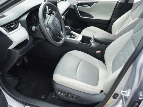 Used 2024 Toyota RAV4 XLE Premium FWD image 13
