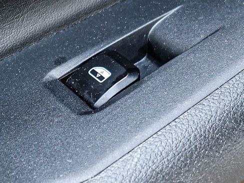 Used 2024 Jeep Compass Trailhawk image 46