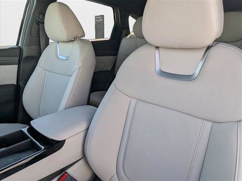 New 2026 Hyundai Tucson Limited image 24