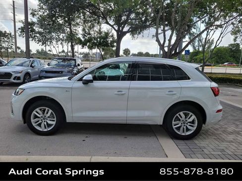 Certified 2023 Audi Q5 2.0T Premium w/ Convenience Package AWD/4WD image 5