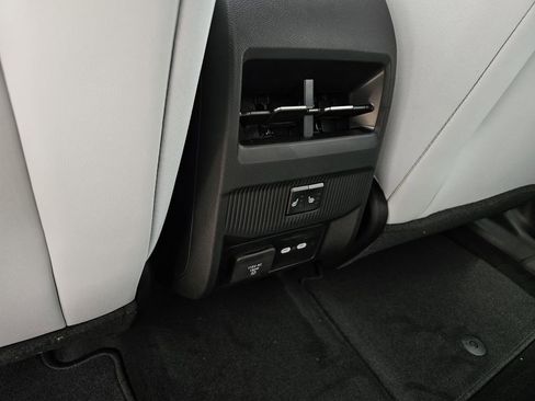 New 2026 Jeep Cherokee Overland AWD/4WD image 11