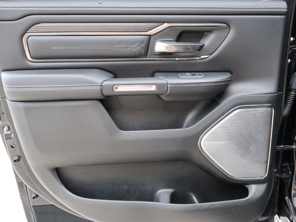 Used 2020 RAM 1500 Limited w/ Black Appearance Package RWD image 15