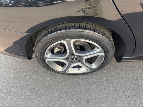 Used 2018 Mercedes-Benz CLA 250 image 9