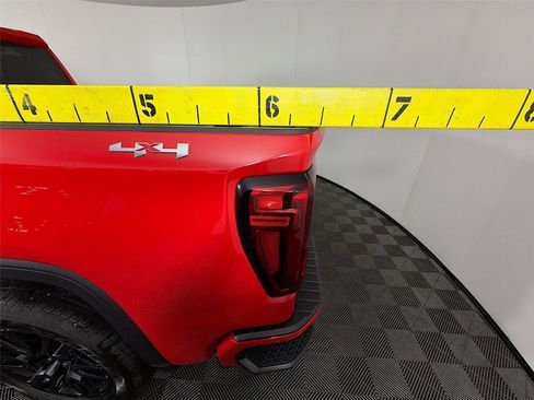 Used 2024 GMC Sierra 1500 Elevation image 34