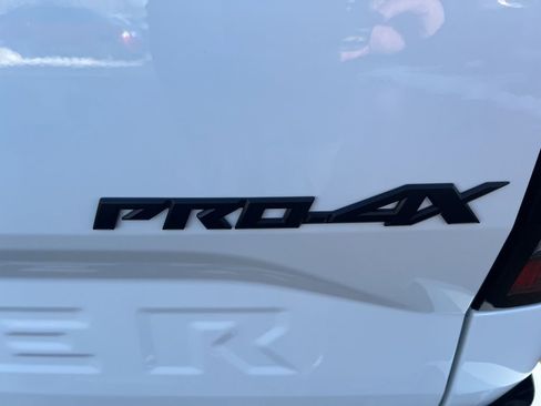 Certified 2024 Nissan Frontier PRO-4X w/ Technology Package image 30