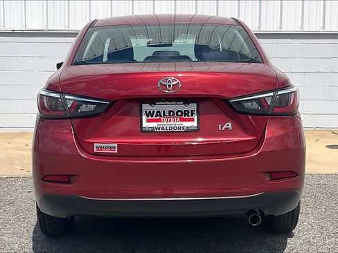 Used 2017 Toyota Yaris iA FWD image 5