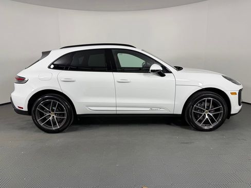 Certified 2026 Porsche Macan Turbo AWD/4WD image 8
